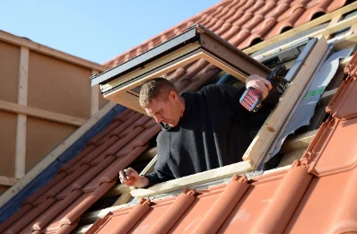 Pose de fenêtres de toit Velux à Dechy
